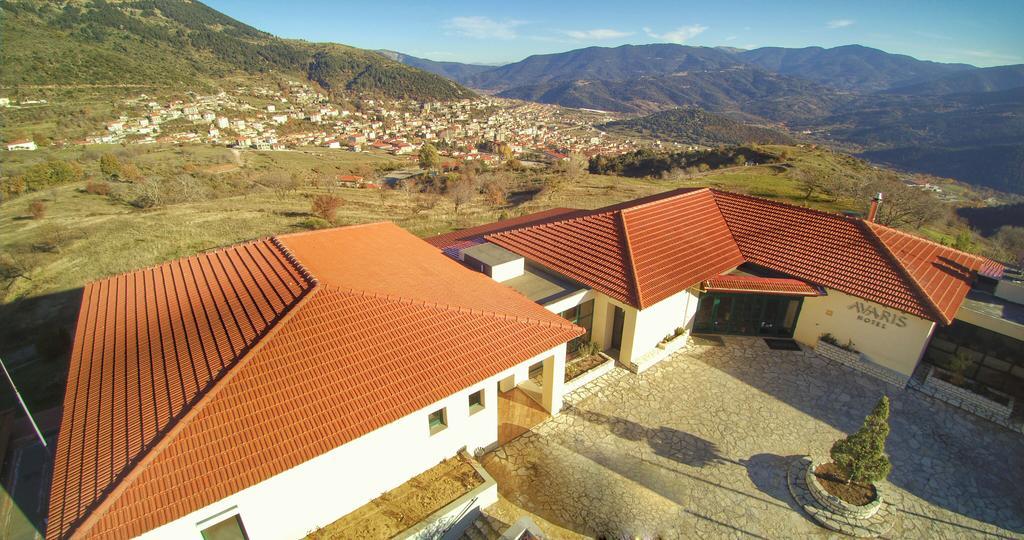 Avaris Hotel Karpenísion Exterior foto